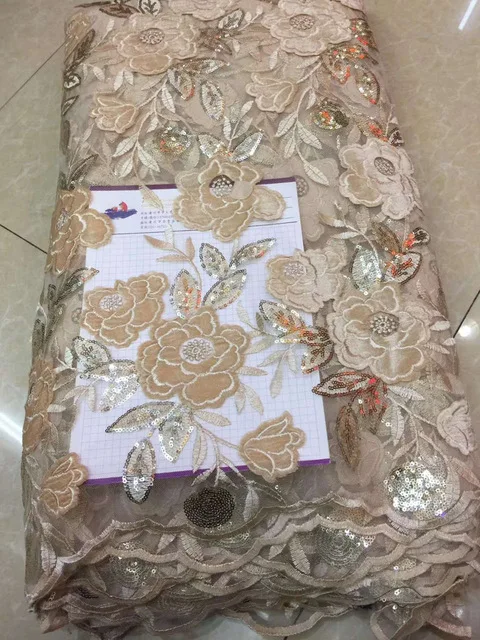

2018 New fashion shining sequins embroidered flower design African velvet lace fabric high quality for party dress