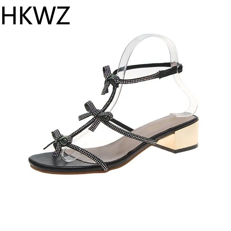 

2019 summer new style thick with leather word buckle rhinestone bow Korean version of the fairy sandals women