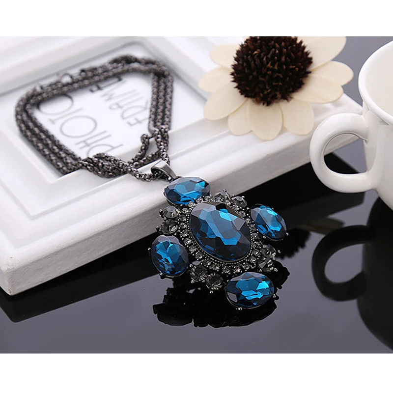 

Ajojewel Black Gun Plated Big Blue/Grey Crystal Pendant Necklace Women Vintage Sweater Chain Retro Jewelry