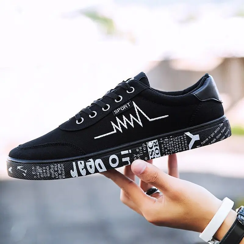 New 2019 Spring Summer Canvas Shoes Men Sneakers Low top Black Shoes Men's Casual Shoes Male Brand Fashion shoesujm9