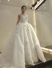 Luxury Ball Gowns Beaded Bridal Gowns with Pearls Cathedral Train Lace Long Flowers Wedding Dresses 2016 vestido de noiva