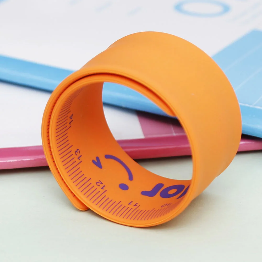 

HOT Pretty Candy Color Portable Silicone Slap Bracelet Ruler Wristband School Ruler Random Color Good Gift For Kids