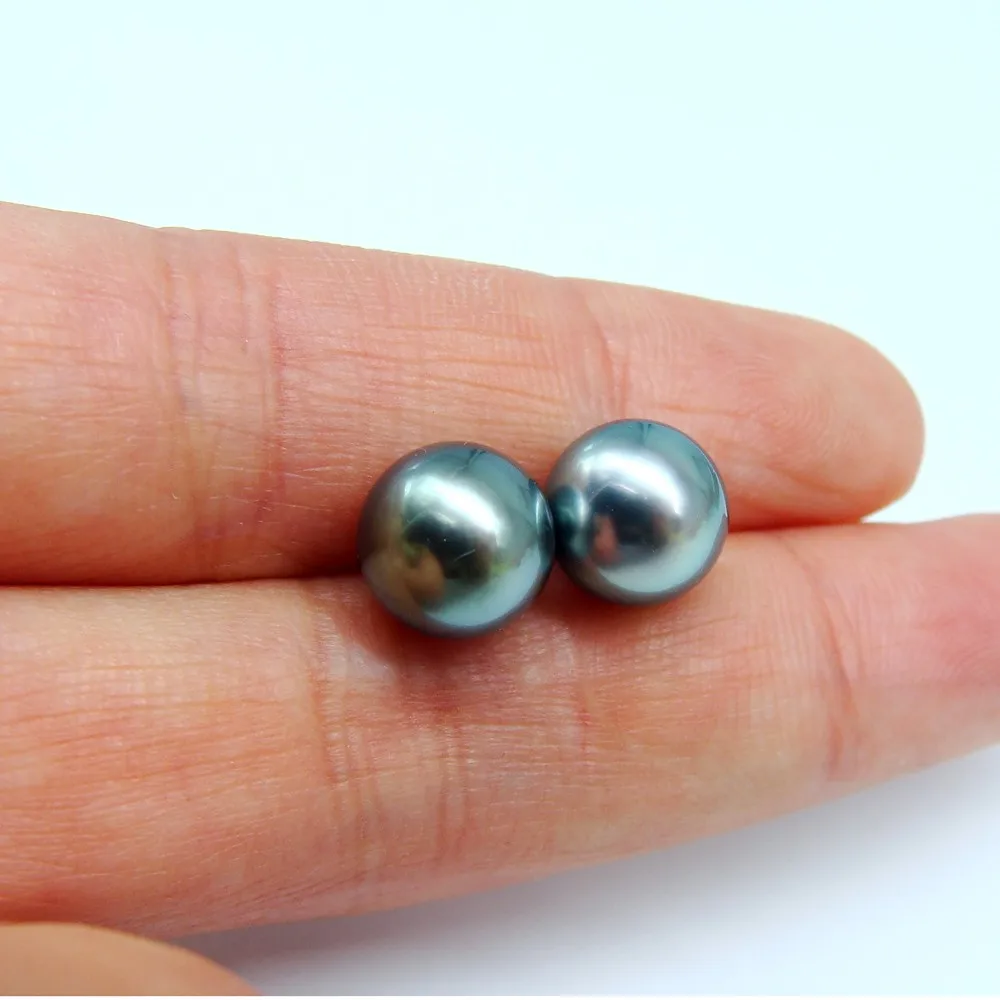 seawater black pear earrings