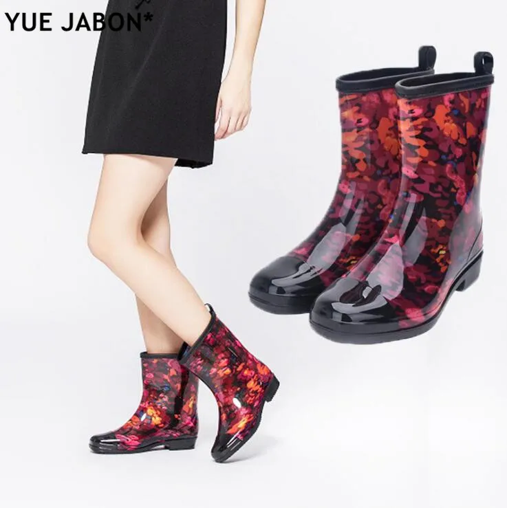 

Free Ship Spring winter boots brand design solid rain boots Slip on woman solid rubber waterproof shoes round toe women boots