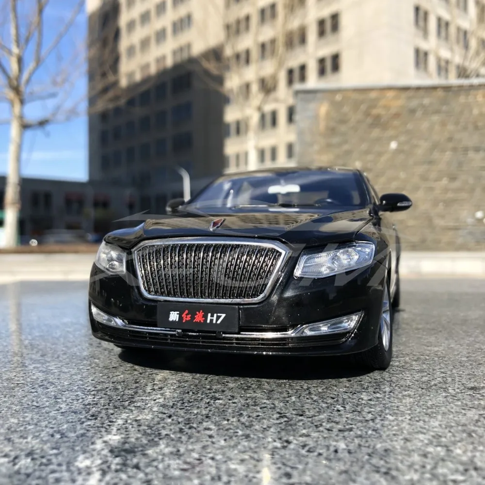 

Diecast Car Model 1:18 New Hongqi H7 (Black) + SMALL GIFT!!!!