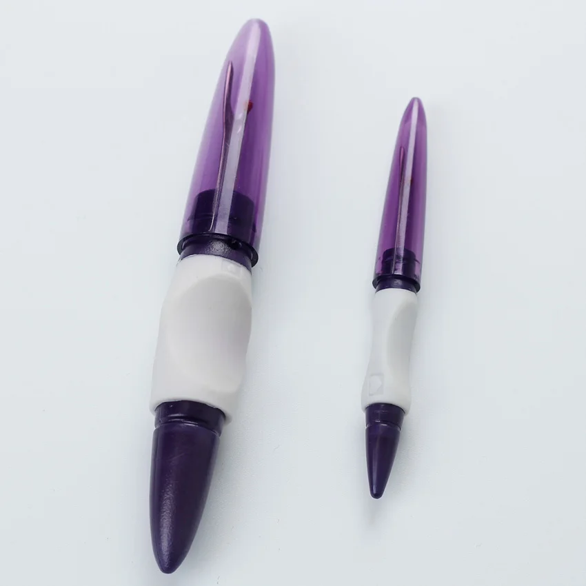 

Ergonomics design Large and Small Seam Rippe 2 Sizes For Choose purple ripper
