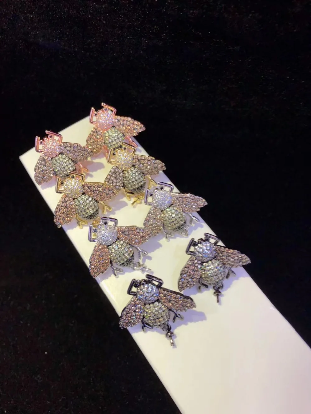 

Y043 1 Pair Bee Golden Plated Paved CZ Cubic Zirconia Earrings Back Cap Jewelry Connector DIY Fine Jewellery Making