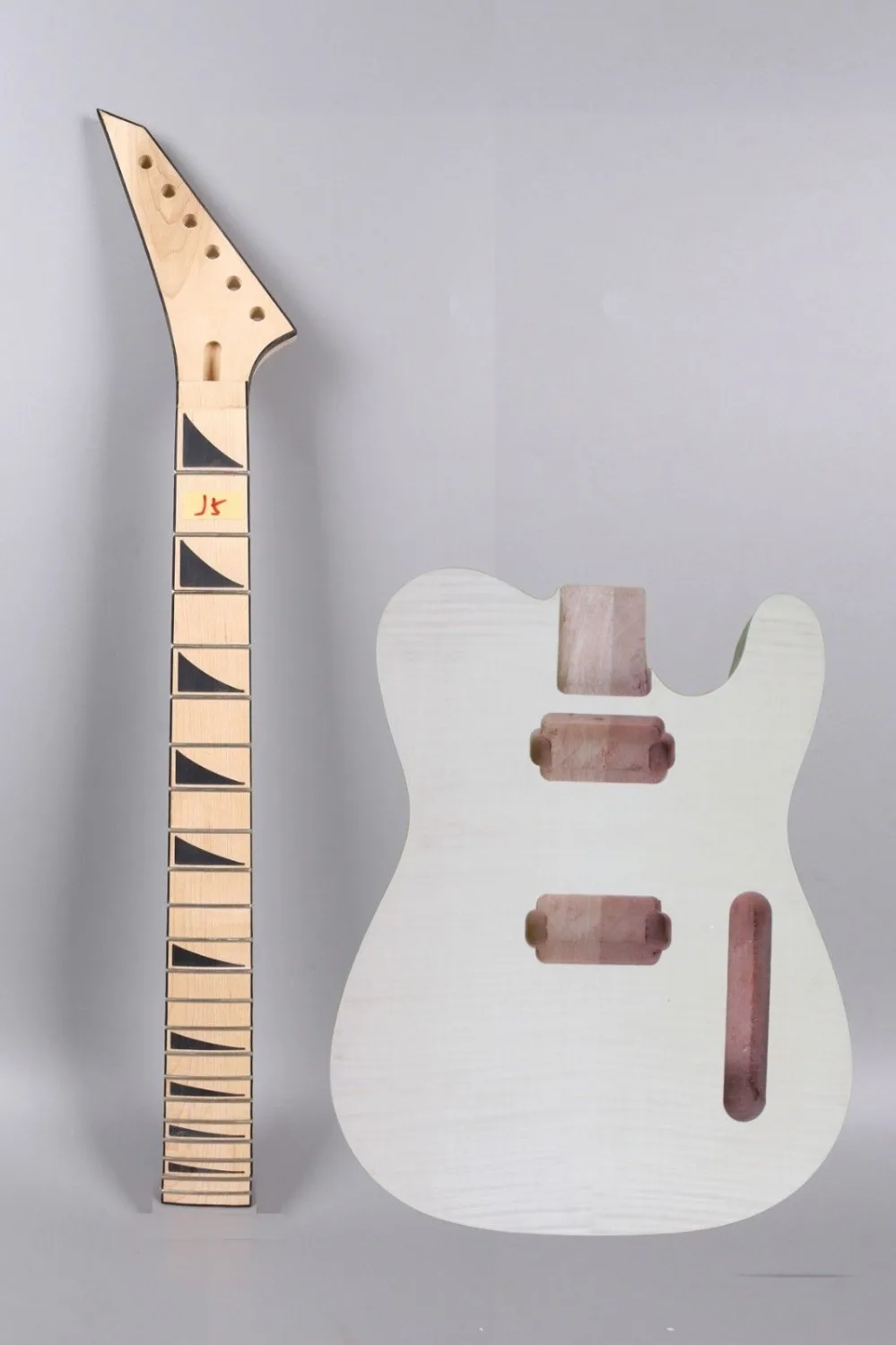 

1 set guitar body Kit Maple 22 fret Reverse Head Electric Guitar neck Fine atyle