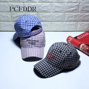 

PCFDDR Xia Xin Baseball Cap Female Chequered Literary Duck Tongue Cap Curved eaves Sunscreen Cap.