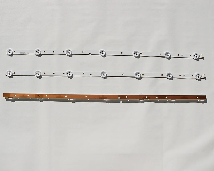

Backlight for LE-32MG83 LCD TV Light Bar SVP320AF7-REV4-7LED-130305 7lamp 58.5cm