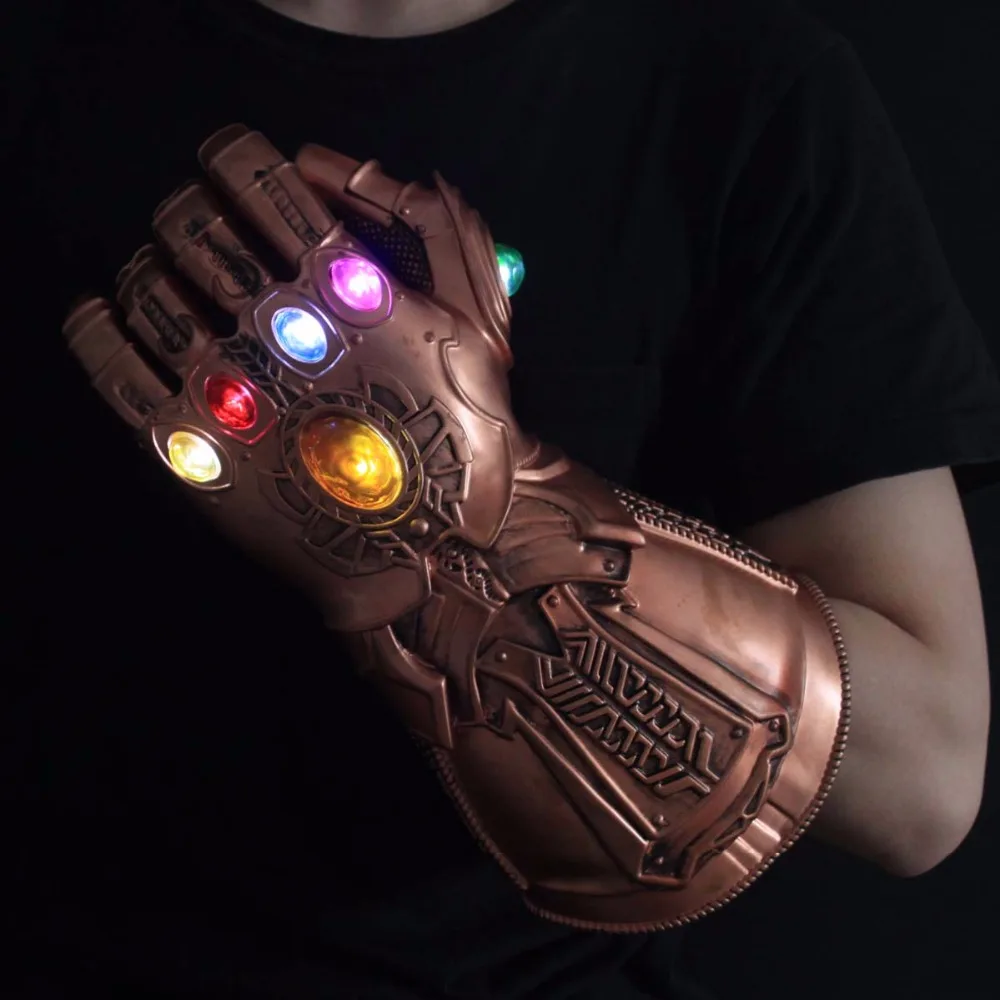 

2019 Newest Hot LED Light Thanos Infinity Gauntlet Avengers Infinity War Cosplay LED Gloves PVC Model Toys Gift Halloween Props