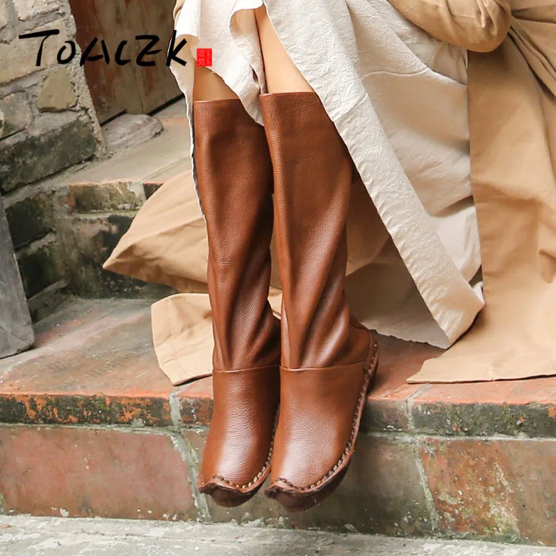 

Leather women's large size winter boots flat-bottomed retro fish Zui tou boots head leather High boots