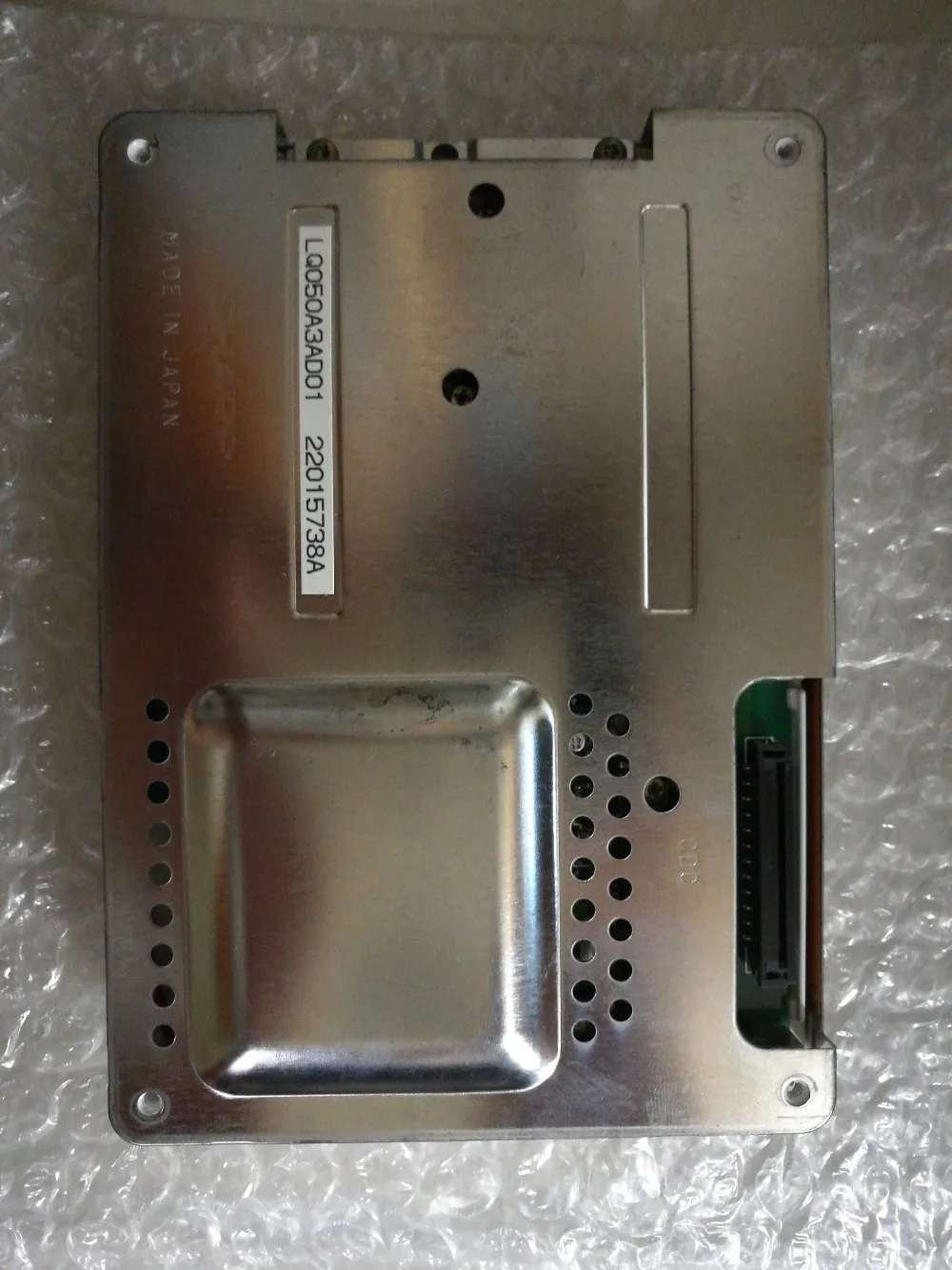 LQ050A3AD01