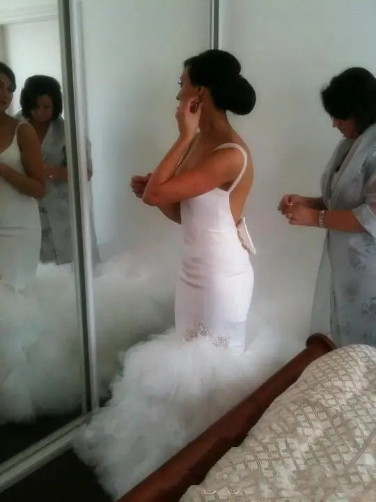 

Sexy Backless Mermaid Wedding Dresses 2020 Sweep Train Arabic Mermaid Wedding Dresses Custom Made