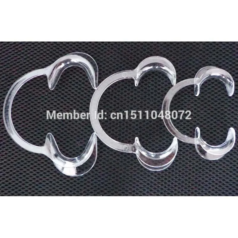C cheek retractors