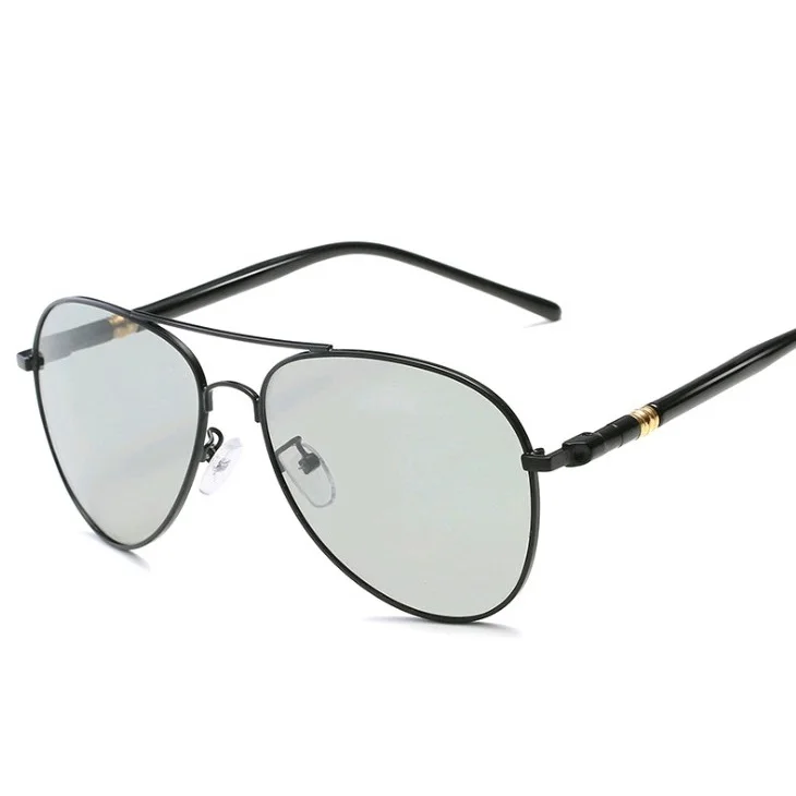 Классический фотохромные Pilot, поляризационные солнцезащитные очки Для мужчин для вождения Хамелеон обесцвечивание солнцезащитные очки Оттенки Óculos мужской De Sol UV400 - Цвет линз: Black - Photochromic