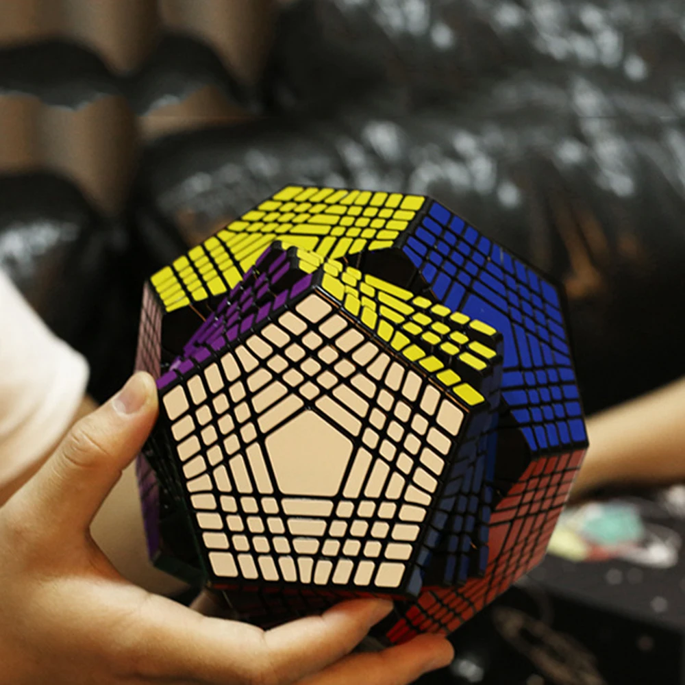 

1Pcs 9*9*9 High Difficulty Megaminx Dodecahedron 12 Sided Speed Magic Cube Puzzle Educational Kids Toys For Children Gifts