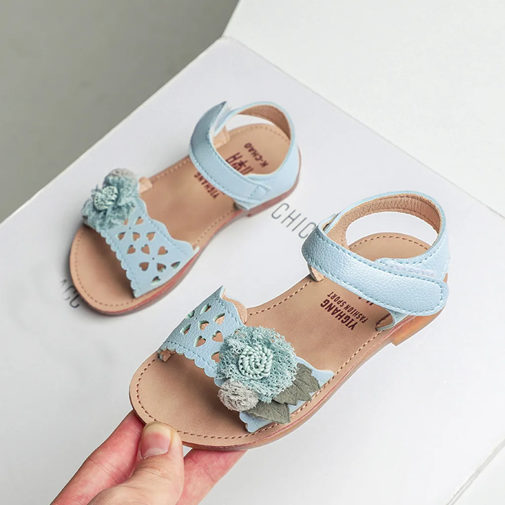 Обувь для девочек из искусственной кожи; детские летние сандалии для маленьких девочек с цветочным рисунком; нескользящая детская обувь для малышей;# XTN - Цвет: Синий