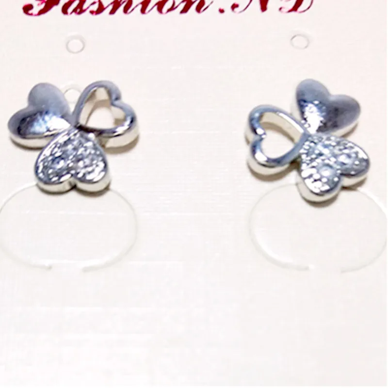 

2018 New fashion happiness clover, matte crystal earrings, silver-plated earrings, titanium steel earrings, cute girl jewelry