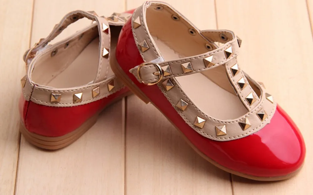 Новое украшение мода дети девочки принцесса обувь из искусственной кожи малыш ребенок низкий каблук детская обувь бренд кроссовки с