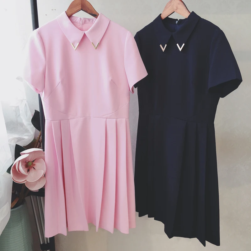 

High quality 2019 summer designer fashion Pink Solid Sequined Turn-down Collar Short sleeve knee-length Pleated A-Line dress