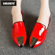SIMLOVEYO/Новинка года; женские туфли на плоской подошве; сезон весна-лето; Лоскутная лакированная кожа; блестящие; цвет черный, красный; круглый носок; повседневная женская обувь; Лидер продаж