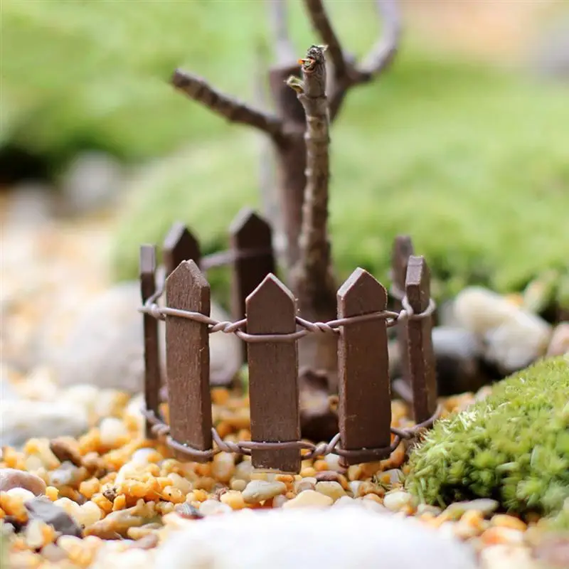 

4 Pcs Colourful Wooden Fence Miniatures Fencing For DIY Doll House Potted Plant Decorations