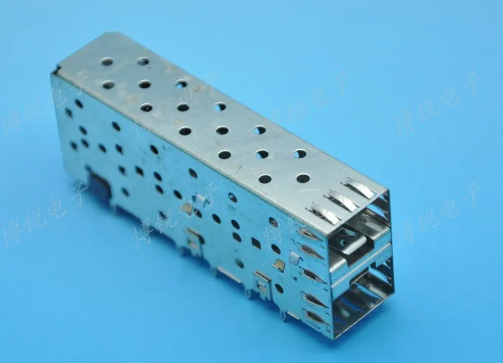 

TE AMP TYCO connector double connector 1658391-1 SFP transceivers and accessory rack
