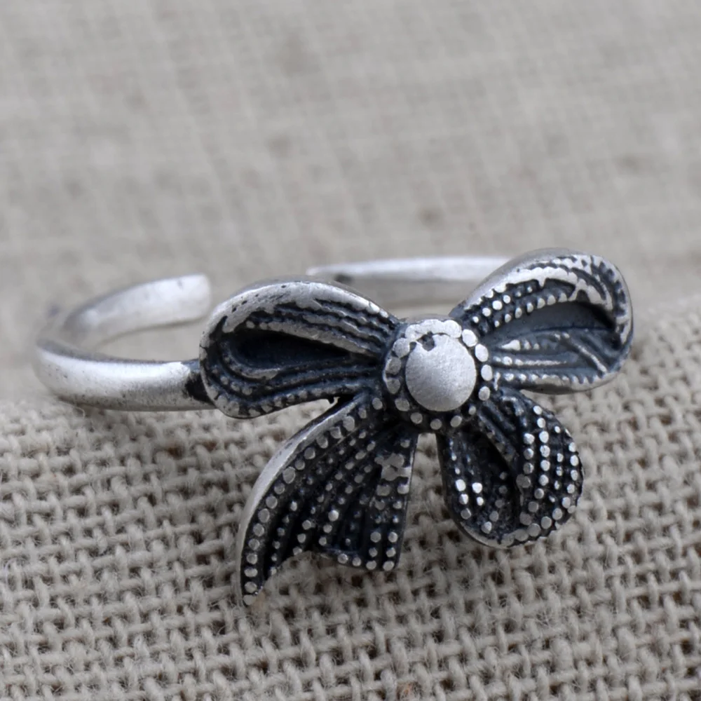 

Mythic Age Real 925 Sterling Silver Vintage Bow-knot Rosette Bow Tie Resizable Ring Jewelry Gift for Woman Girl