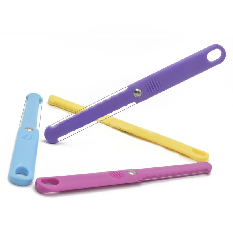 

1pc Random color Cheese Slicer Peeler Wired Cheese Butter Cutter Plastic Cheese Knife Cooking Baking Tools Kitchen Accessories