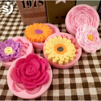 

SJ Silicone Mold 5Shaped Flower baking Tray Cake Fondant Christmas Mold Silicone Molds Baking Cakes Decoration Tools Bakeware