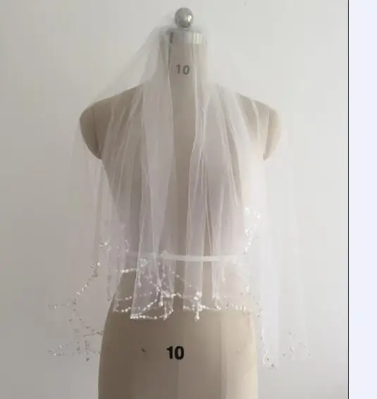 

Beaded Edge Short Wedding Bridal Veil White/ Ivory