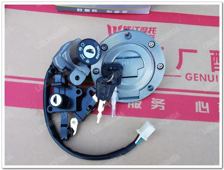 

QJ125-19 smooth running sleeve lock fake a penalty ten