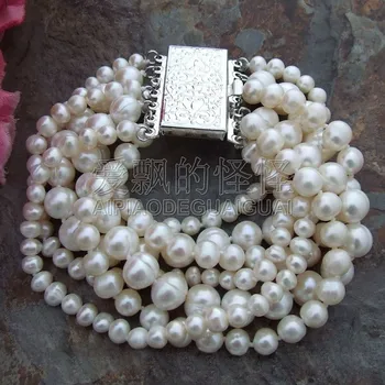 

B102612 8" 7 Strands White Pearl Bracelet