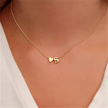 Модное маленькое изящное ожерелье в форме сердца, персонализированное ожерелье с буквами, именное ювелирное изделие для женщин, аксессуары, подарок подруге