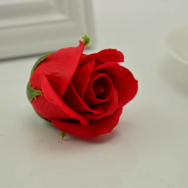 5Pcs 5x6cm Cheap Soap Rose Head Romantic Wedding Valentine's Day Gift Decoration Family Banquet Clip Art Artificial Flowers red