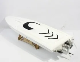 Гоночная лодка из стекловолокна TFL 1111 Rocket/фотосессия белая с бесщеточным Мотором