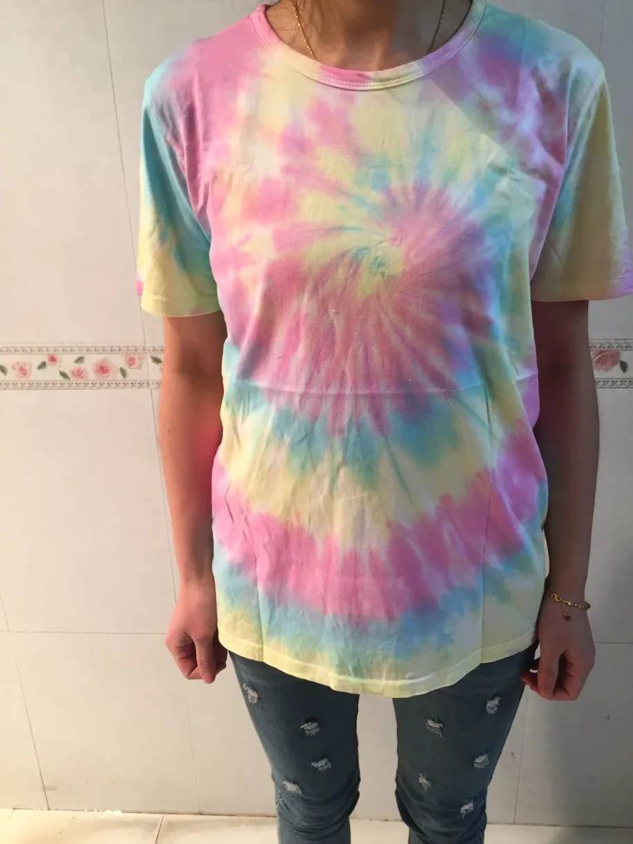 

Korean Handmade Tie-dye Tie Dye Short-sleeved Cotton Paisley Rainbow Print T-shirt Rock Hippie Skateboard Tee Tops Tshirt 2017