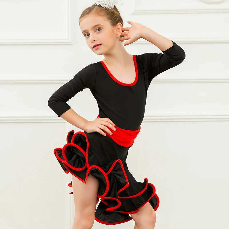Тренировочная одежда для танцев. Тренировочная одежда для танцев для девочки. Одежда для бальных танцев. Юбка для танцев для девочки. Тренировочная одежда для танцев для девочки.