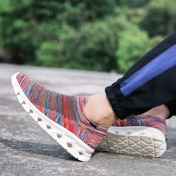 

TKN 2019 Men Sneaker Running Shoes Lightweight Sneakers Breathable Mesh Sports Shoes Jogging Footwear Walking Athletics Shoes