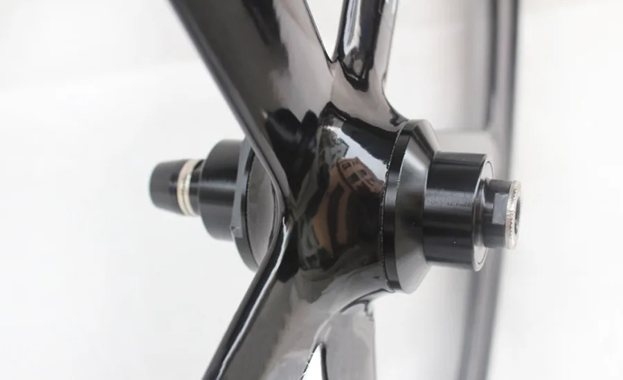 Perfect 2016 new fixed gear bicycle wheel 700C magnesium alloy one-piece Rueda de bicicleta comes with 17T freewheel 8 Perfect 2016 new fixed gear bicycle wheel 700C magnesium alloy one-piece Rueda de bicicleta comes with 17T freewheel 8