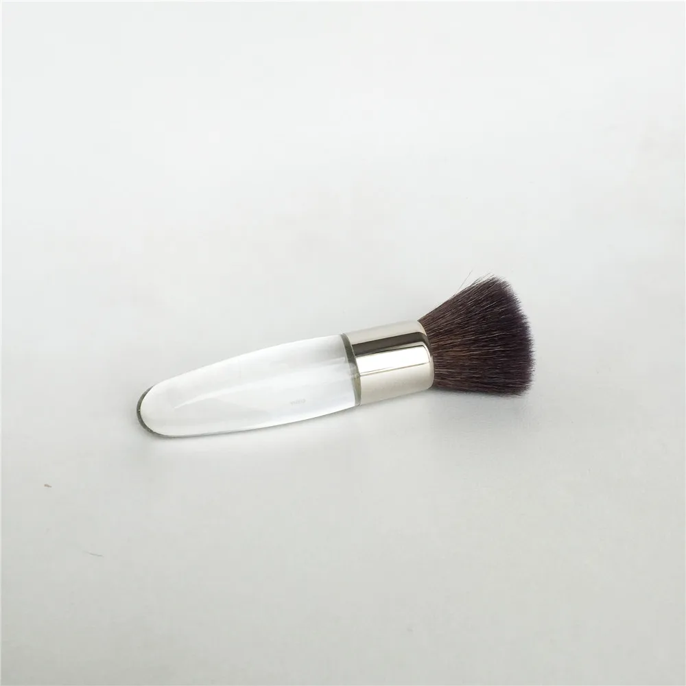 Trish McEvoy BRUSH M20 FACE BLENDER _ 3