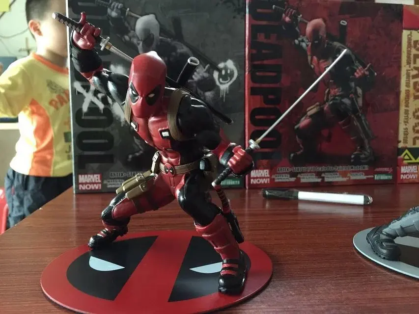 

Deadpool Figure Wade Wilson ARTFX+ X MEN X-MEN Weapon X CIVIL WAR Iron Man Wolverine PVC Action Figure Model Collection Toy Gift