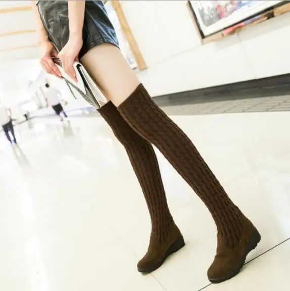 

2018 autumn and winter new Korean version of low-heeled wool long tube over the knee warm fashion women's boots