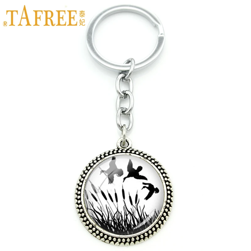 

Vintage accessories silver jewelry keychain plated Hunting ducks hunter handmade key ring jewelry round glass gift T194