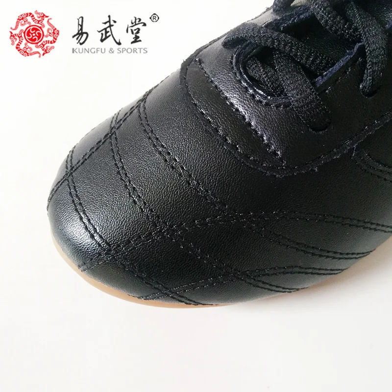 Kaufen Yiwutang Chinesischen Kung fu schuhe schwarz Tai chi und Taiji schuhe Leder Wu shu für männer oder frau Martial arts produkte taekwondo