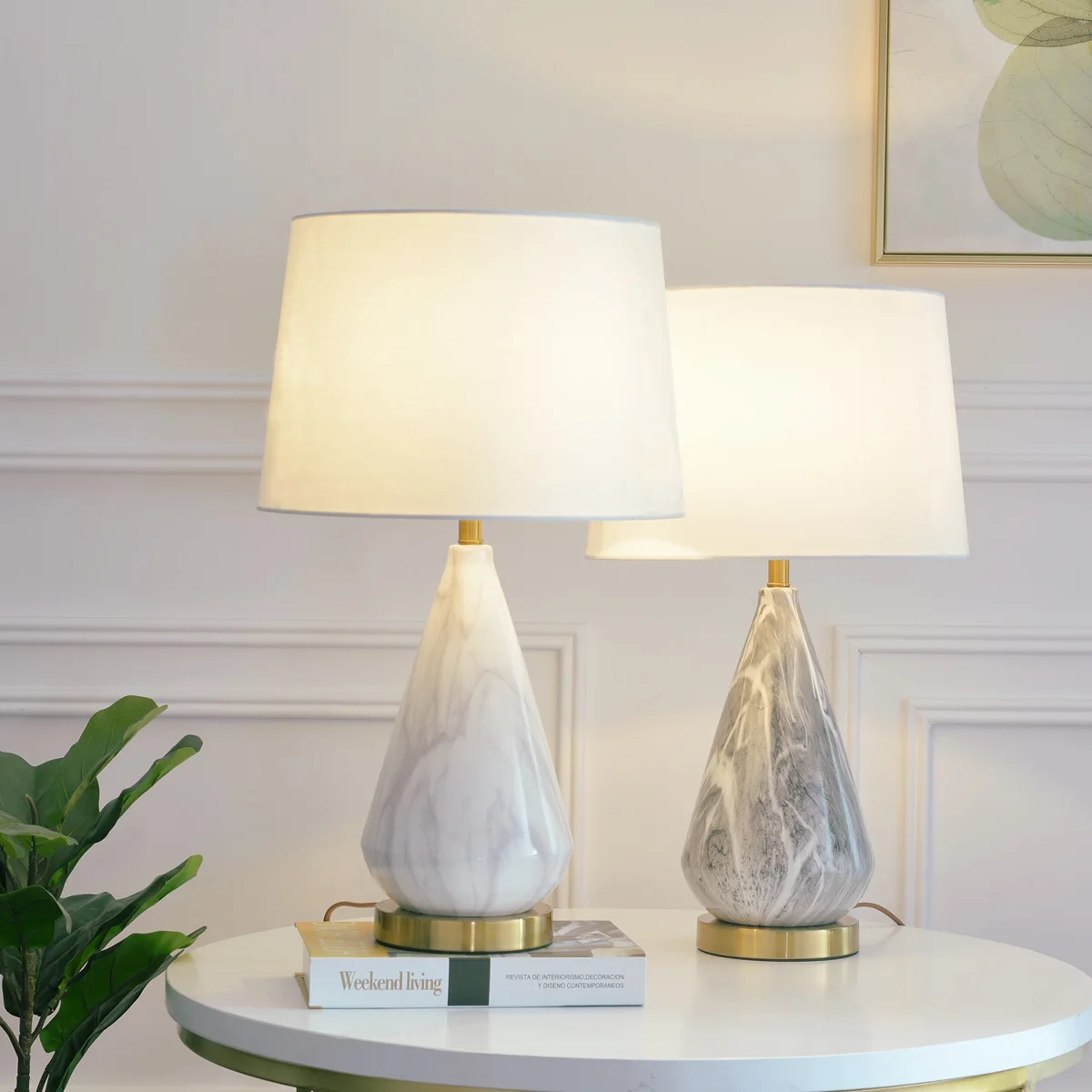 

Nordic Table Lamp Modern Minimalist Creative Ceramic Bedroom Study Living Room Model Room B&B Hotel Decorative Table Lamp