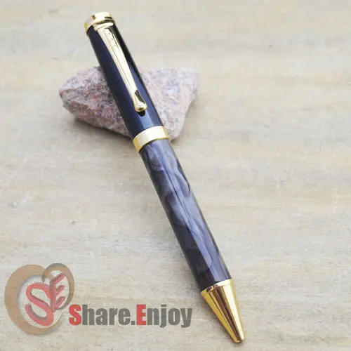 

JINHAO 500 GREEN MARBLE BALLPOINT PEN BLACK CAP GOLDEN TRIM