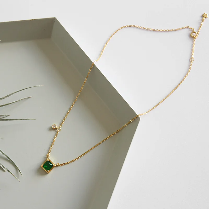 Очаровательное ожерелье с цепочкой, изумрудно-зеленый циркон, хорошее ювелирное изделие, Настоящее 925 пробы, серебряное ожерелье с подвеской для женщин YMN089