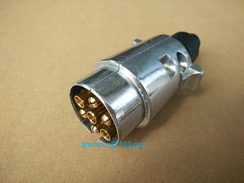 7 PIN ROUD MALE METAL TRAILER PLUG SOCKET 2